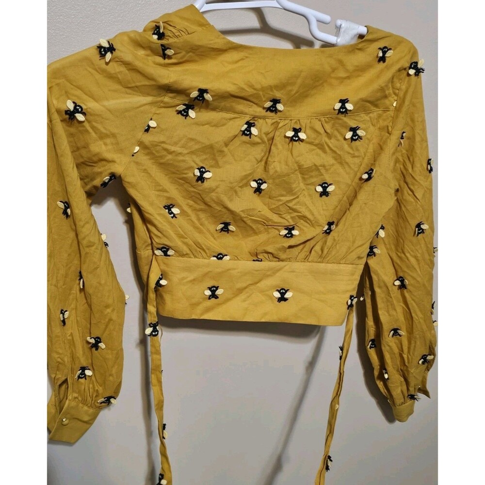 Maeve Anthropologie Bee Embroidered Long Sleeve Wrap Crop Top Yellow Sz 0 Flaw - Picture 5 of 13